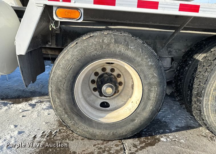image for item EA2298 2013 Freightliner SD14 ready mix truck