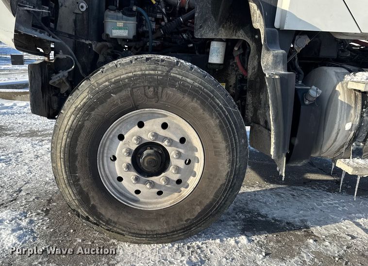 image for item EA2298 2013 Freightliner SD14 ready mix truck