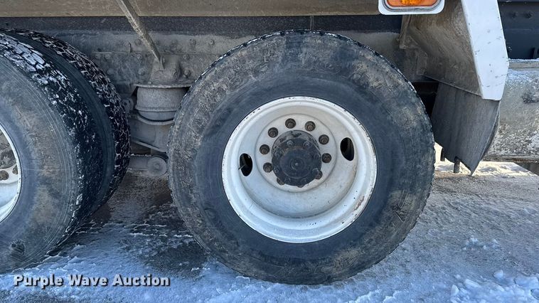 image for item EA2298 2013 Freightliner SD14 ready mix truck