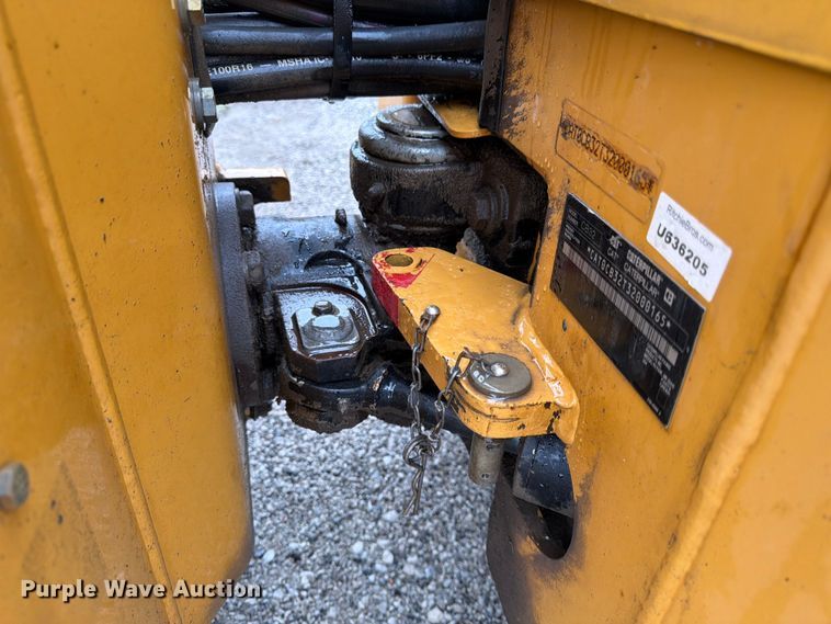 image for item EA4923 2009 Caterpillar CB32 double drum vibratory roller