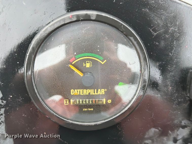 image for item EA4923 2009 Caterpillar CB32 double drum vibratory roller