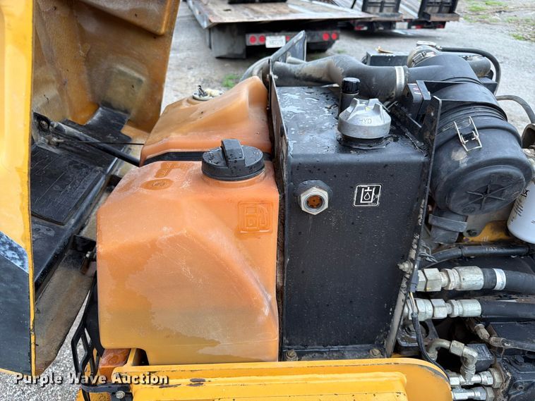 image for item EA4923 2009 Caterpillar CB32 double drum vibratory roller