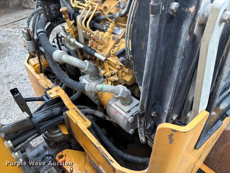 image for item EA4923 2009 Caterpillar CB32 double drum vibratory roller