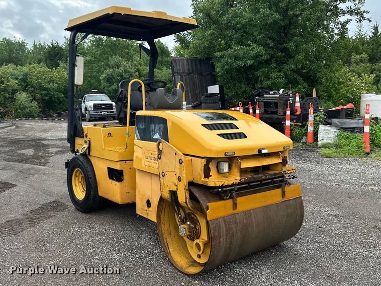 image for item EA4924 2008 Caterpillar CC34 combination vibratory roller