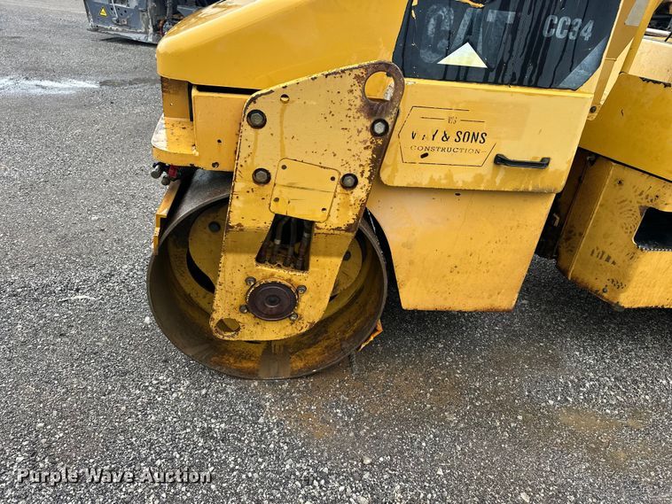 image for item EA4924 2008 Caterpillar CC34 combination vibratory roller