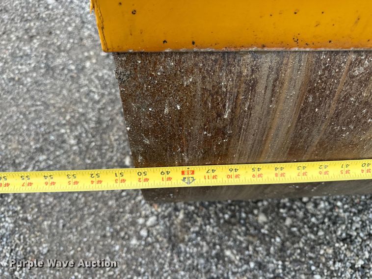 image for item EA4924 2008 Caterpillar CC34 combination vibratory roller