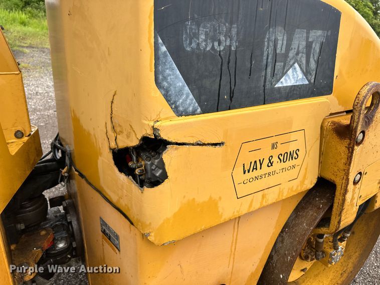 image for item EA4924 2008 Caterpillar CC34 combination vibratory roller