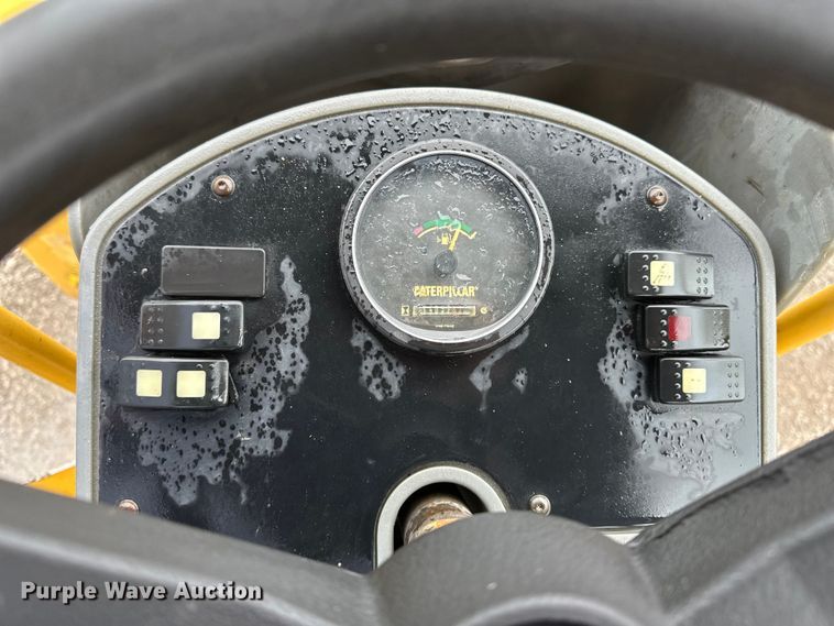 image for item EA4924 2008 Caterpillar CC34 combination vibratory roller