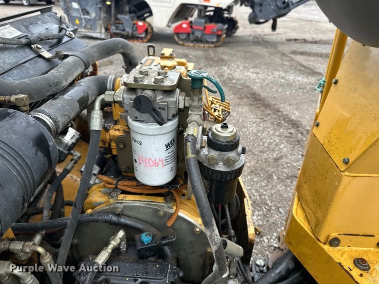 image for item EA4924 2008 Caterpillar CC34 combination vibratory roller