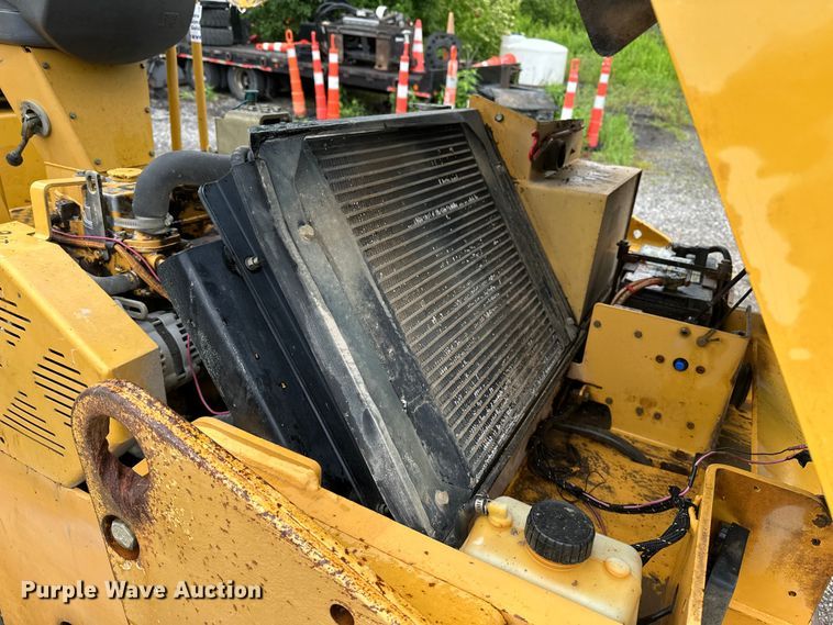 image for item EA4924 2008 Caterpillar CC34 combination vibratory roller