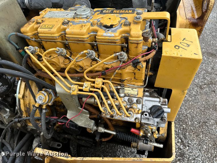 image for item EA4924 2008 Caterpillar CC34 combination vibratory roller