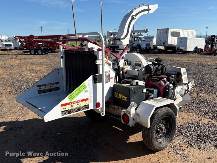image for item EC8305 2016 Altec DSC6 wood chipper