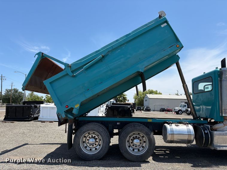 image for item EC8355 2012 Peterbilt 384 dump truck