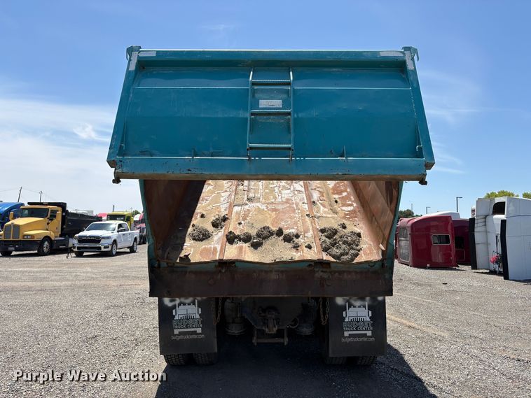 image for item EC8355 2012 Peterbilt 384 dump truck