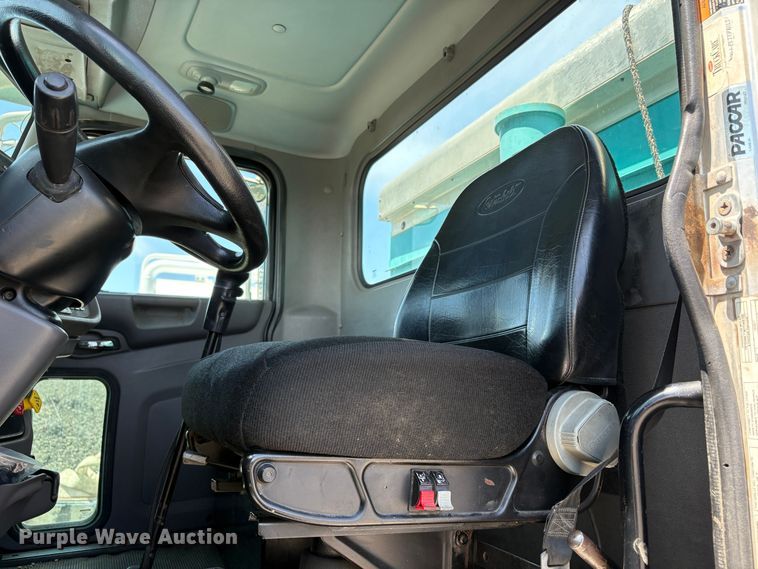image for item EC8355 2012 Peterbilt 384 dump truck