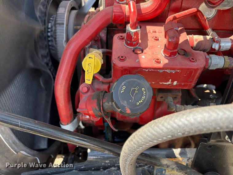 image for item EC8355 2012 Peterbilt 384 dump truck