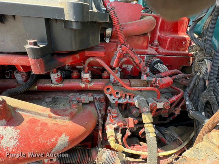 image for item EC8355 2012 Peterbilt 384 dump truck