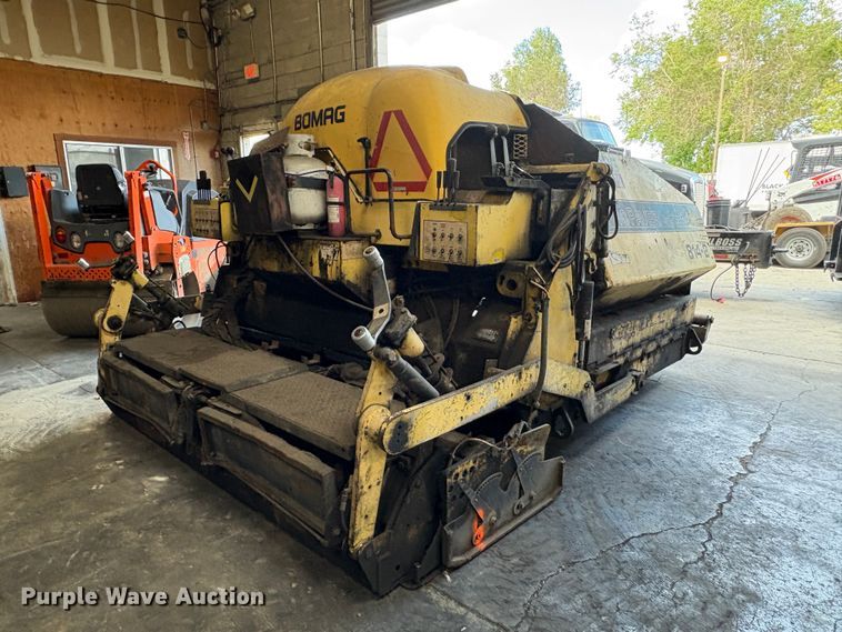 image for item EC8358 Bomag 814-2 paver