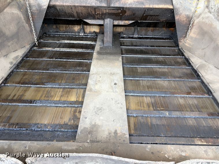 image for item EC8358 Bomag 814-2 paver