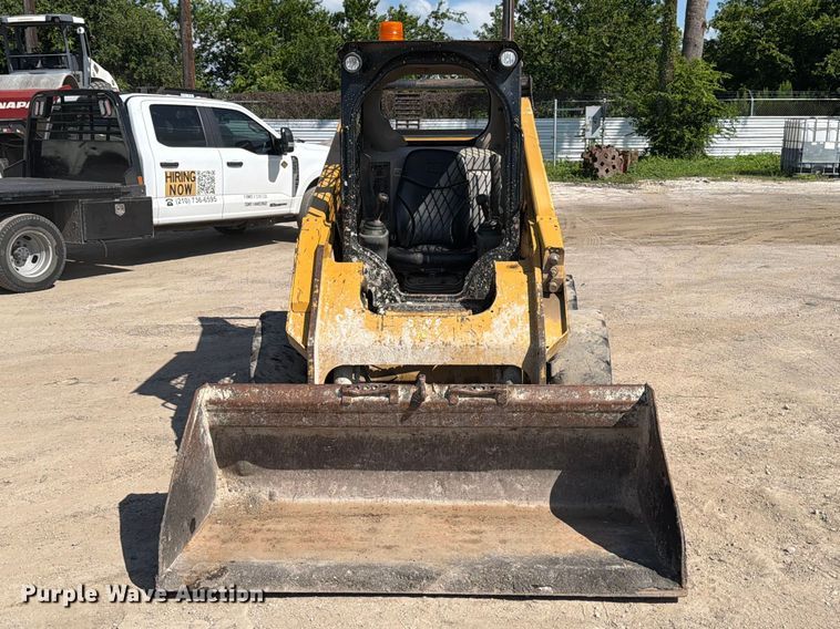 image for item ED5298 2017 Caterpillar 262D skid steer loader