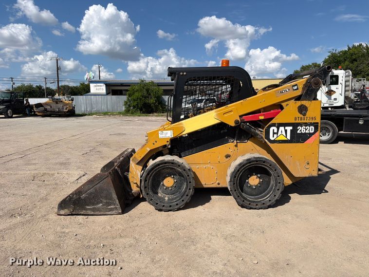 image for item ED5298 2017 Caterpillar 262D skid steer loader