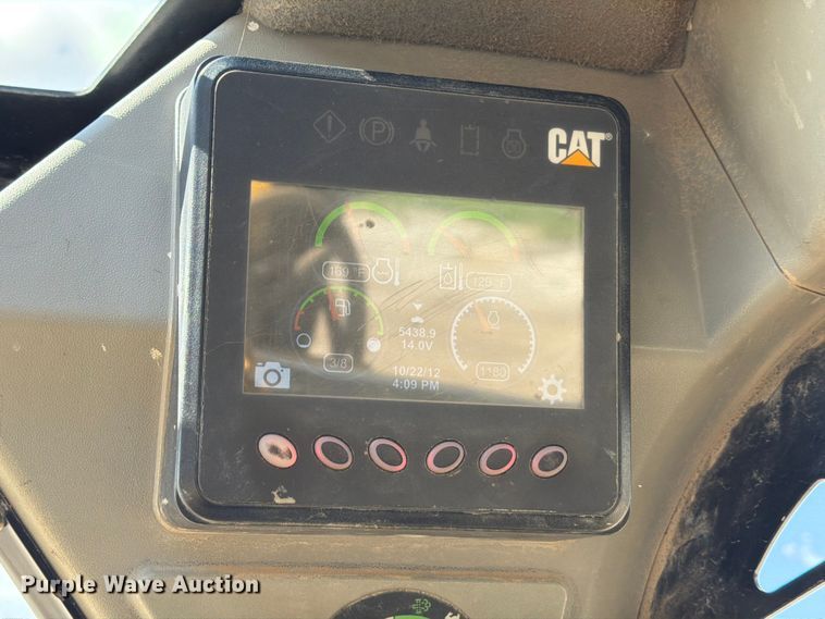 image for item ED5298 2017 Caterpillar 262D skid steer loader