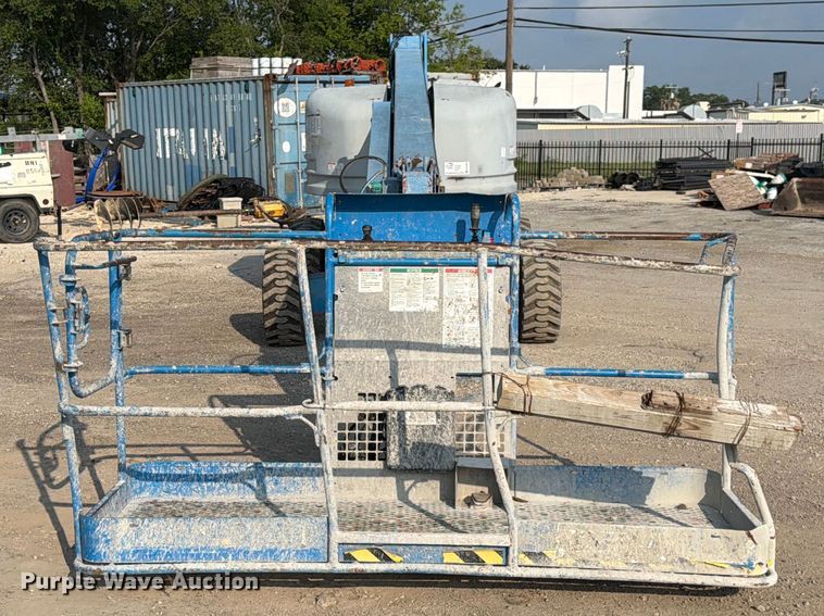 image for item ED5299 2000 Genie S-45 boom lift