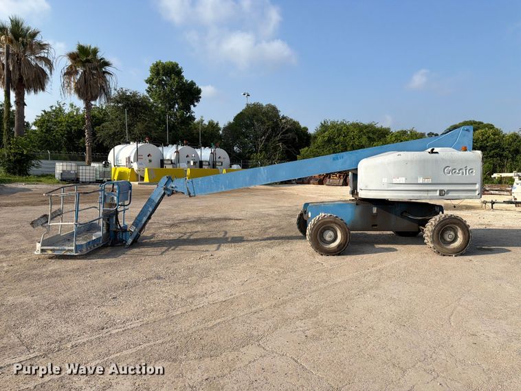 image for item ED5299 2000 Genie S-45 boom lift