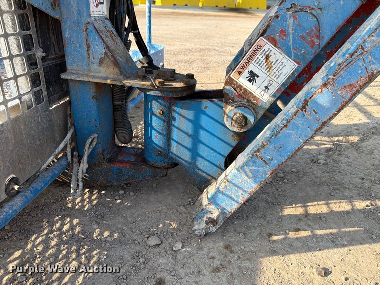image for item ED5299 2000 Genie S-45 boom lift