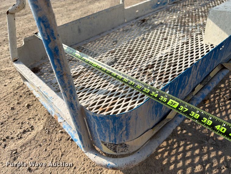 image for item ED5299 2000 Genie S-45 boom lift