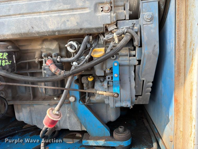 image for item ED5299 2000 Genie S-45 boom lift