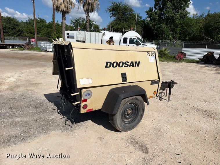 image for item ED5300 2013 Doosan P185WJD-T41 air compressor