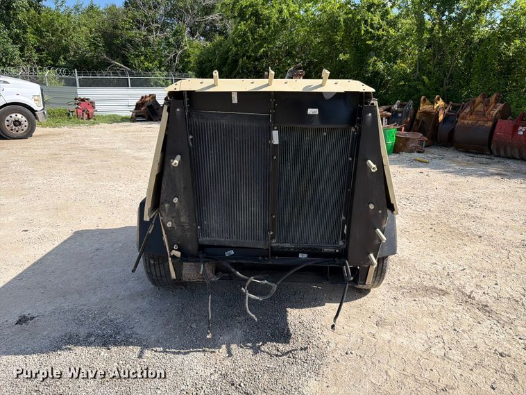 image for item ED5300 2013 Doosan P185WJD-T41 air compressor