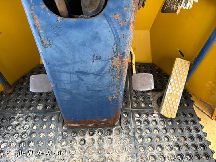 image for item ED5302 1994 Komatsu WA180-1 wheel loader
