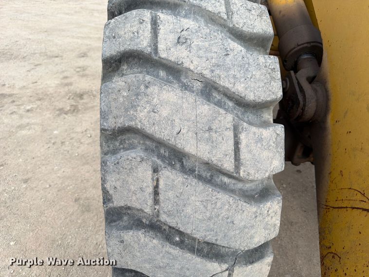 image for item ED5302 1994 Komatsu WA180-1 wheel loader