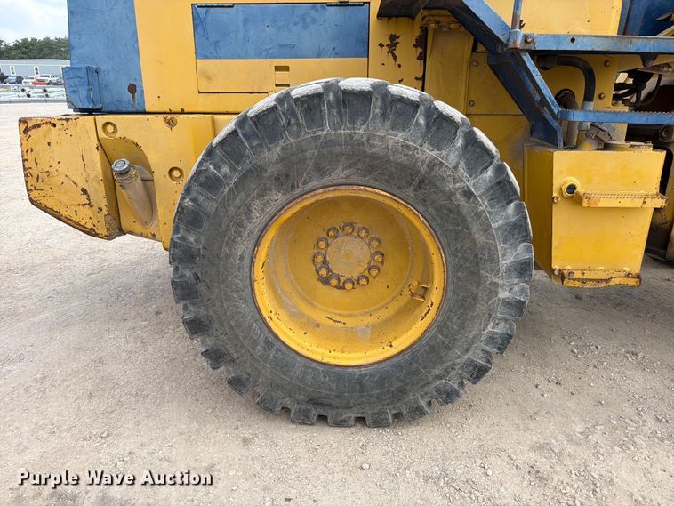 image for item ED5302 1994 Komatsu WA180-1 wheel loader