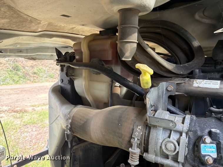 image for item ED5304 2011 Freightliner Cascadia water truck