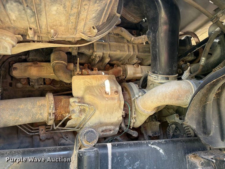 image for item ED5304 2011 Freightliner Cascadia water truck
