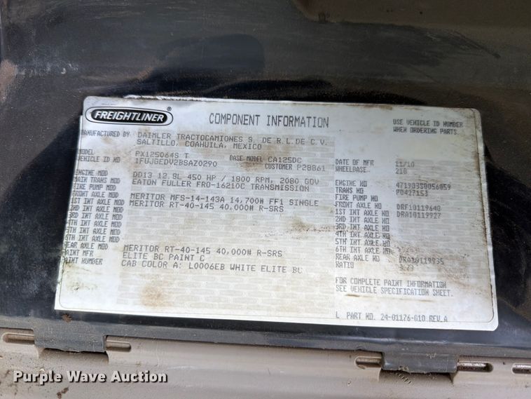 image for item ED5304 2011 Freightliner Cascadia water truck