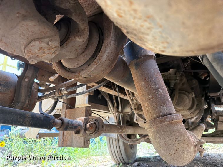 image for item ED5307 1986 Freightliner Conventional water truck