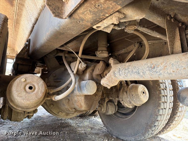 image for item ED5307 1986 Freightliner Conventional water truck