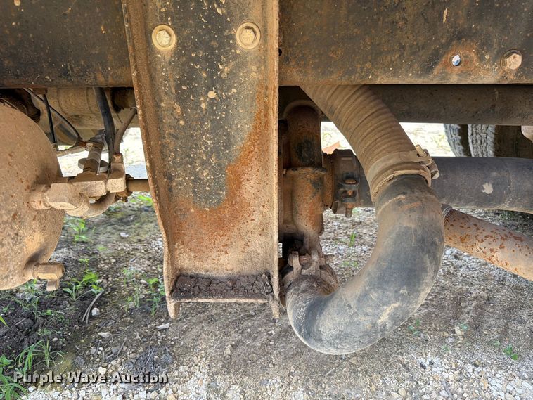 image for item ED5307 1986 Freightliner Conventional water truck