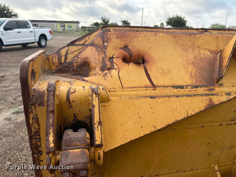 image for item ED5316 Caterpillar D6R XL dozer
