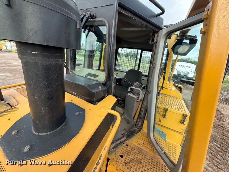 image for item ED5316 Caterpillar D6R XL dozer