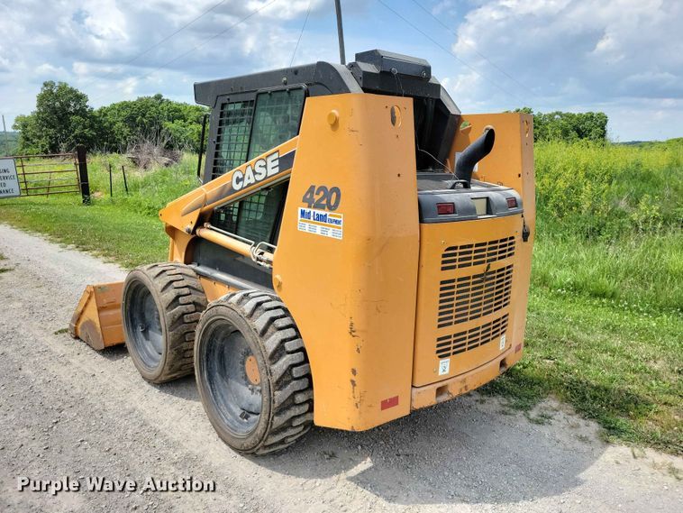 image for item EE1058 2005 Case 420 skid steer loader