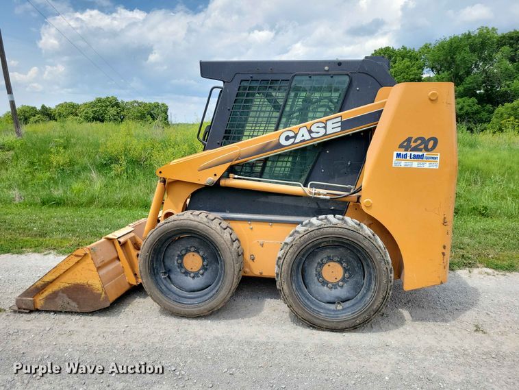 image for item EE1058 2005 Case 420 skid steer loader