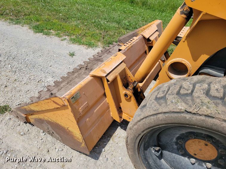image for item EE1058 2005 Case 420 skid steer loader