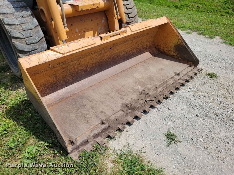 image for item EE1058 2005 Case 420 skid steer loader