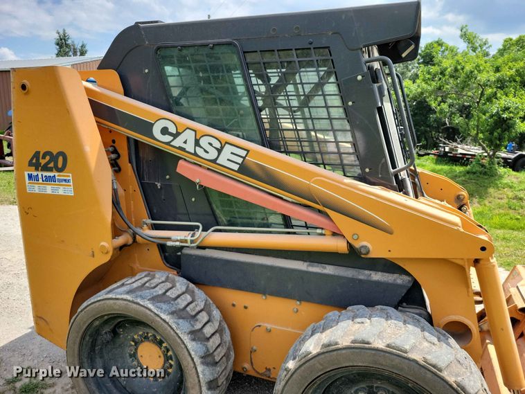 image for item EE1058 2005 Case 420 skid steer loader