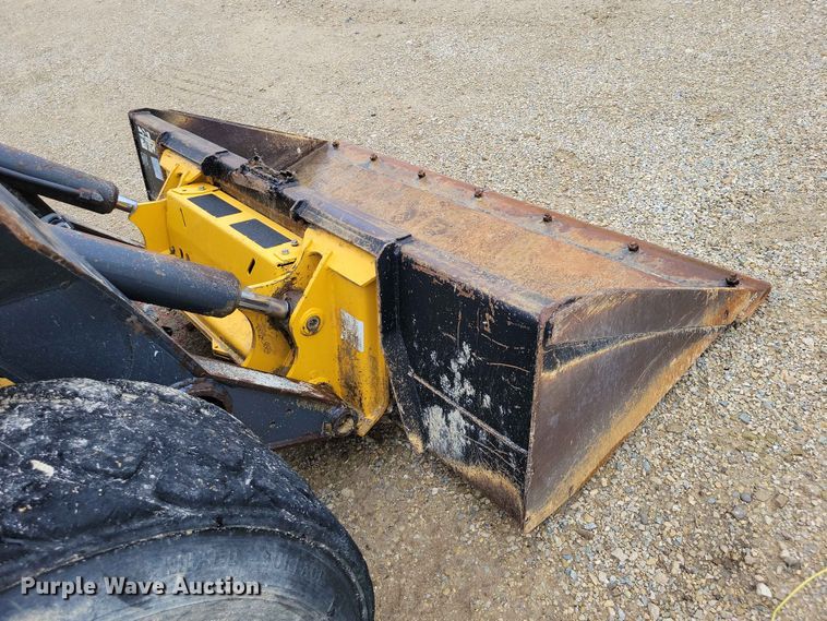 image for item EE1059 2023 John Deere 330G skid steer loader